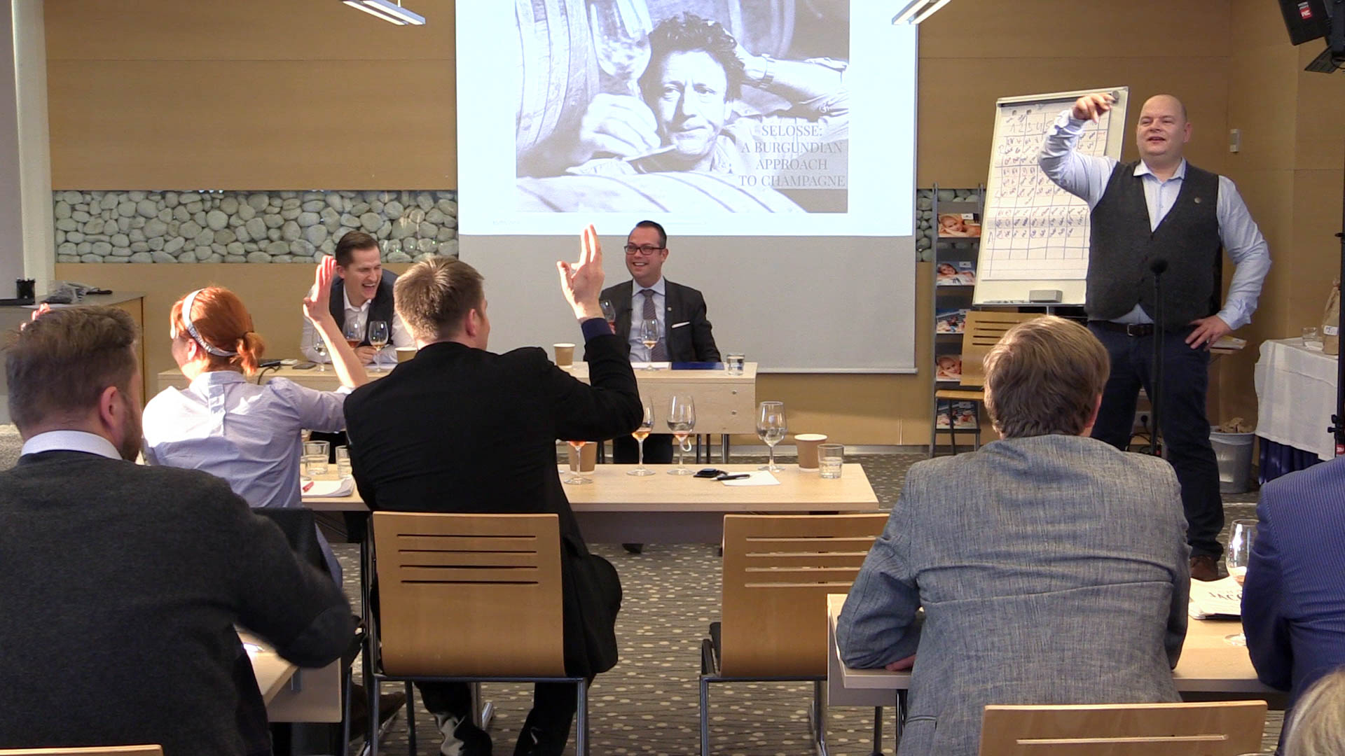 IV VER2.00_27_27_20.Still002