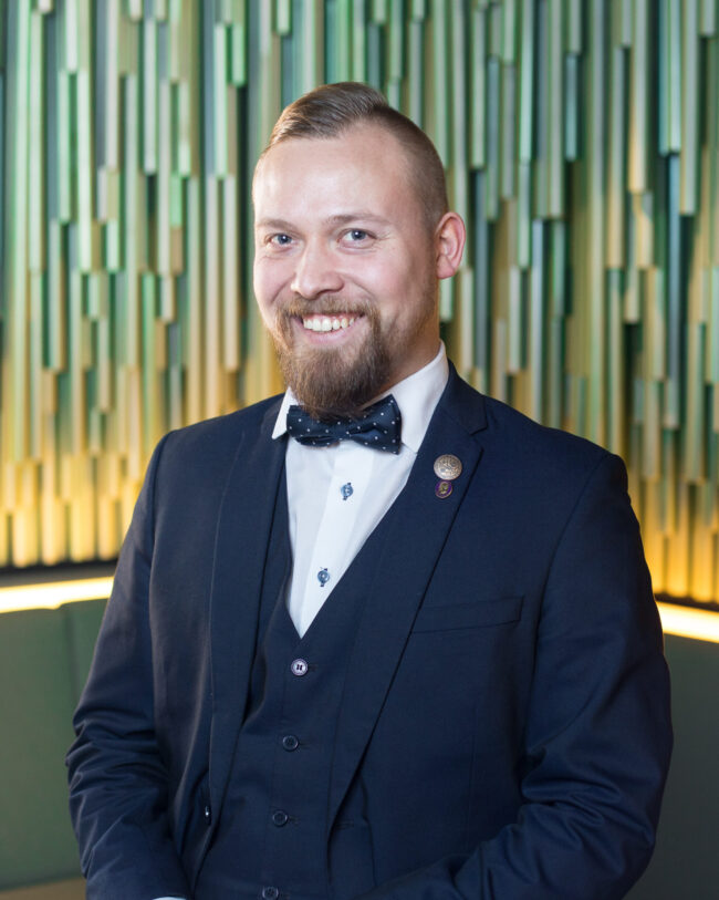 Estonia, Mikk Parre 1