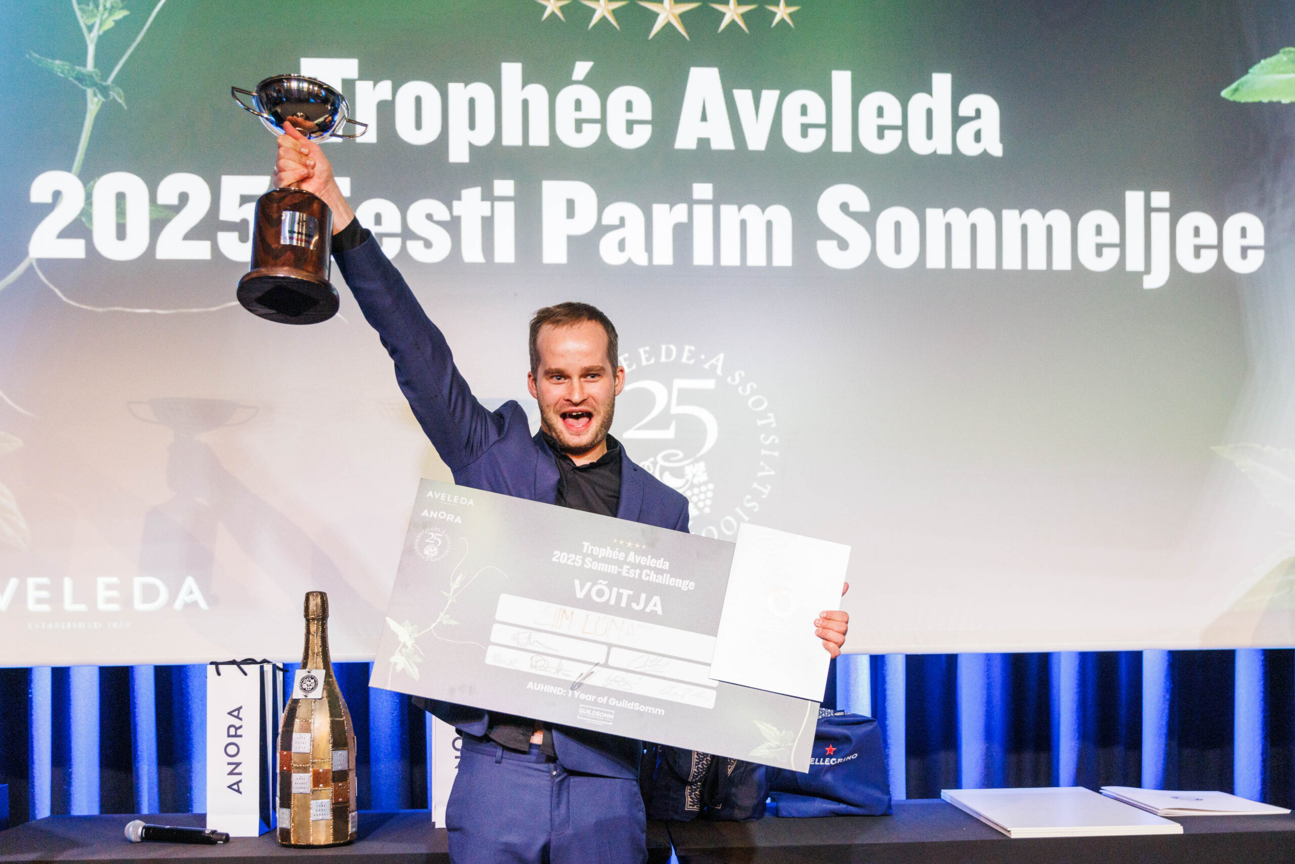   Trophée Aveleda 2025 Eesti Parim Sommeljee võistlusel saavutas esimese koha Aleksei Pogrebnoi estoranist Noa Chefs Hall, teise koha pälvis Kevin Lilleleht res
